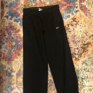 Nike therma-fit sweat pants